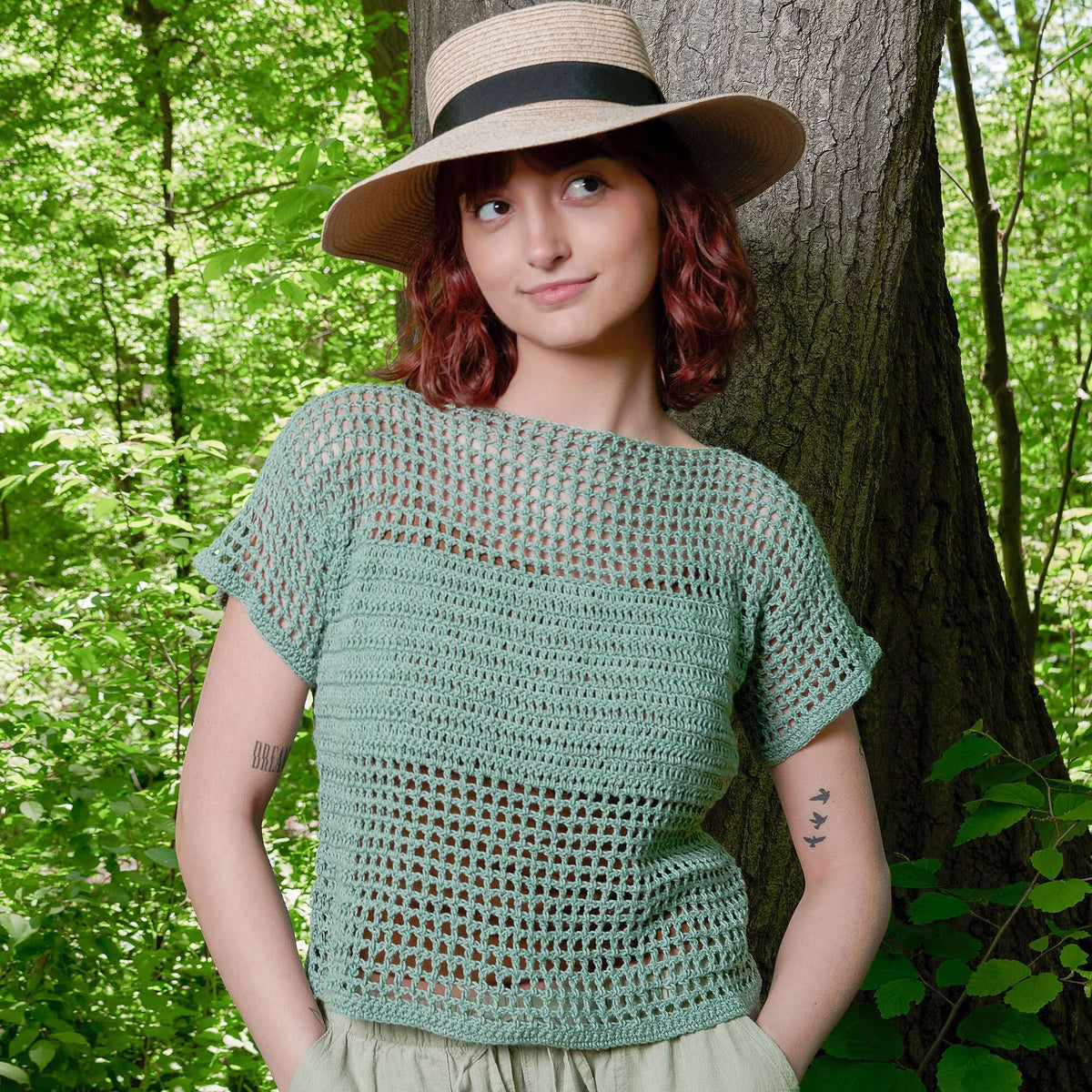 Crochet T-shirt made in Patons Linen Yarn