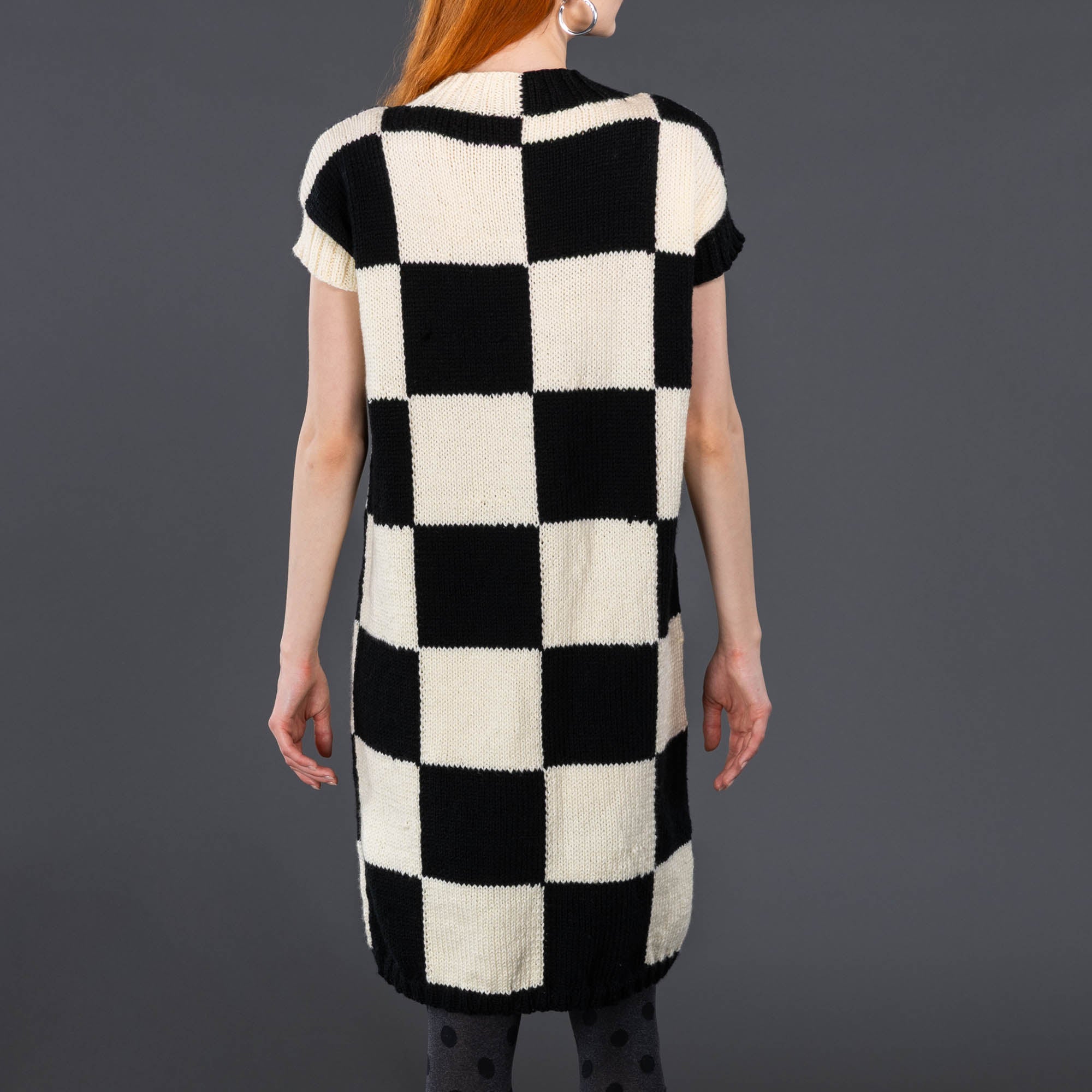 Free Intermediate Patons Checkmate Knit Dress Pattern | Yarnspirations