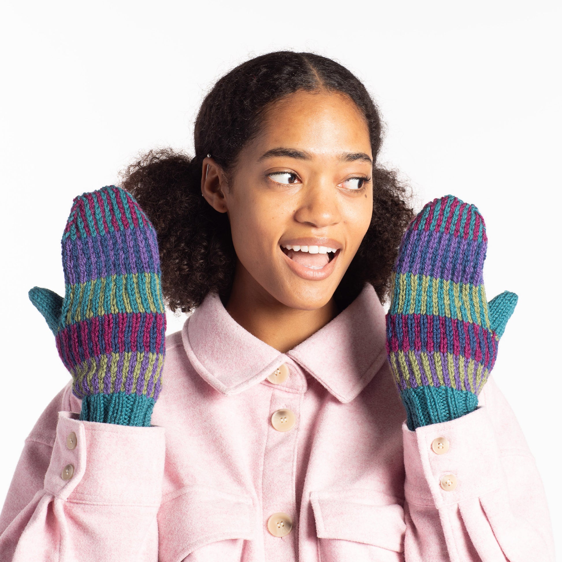 Free Patons Color Dash Knit Mittens Pattern