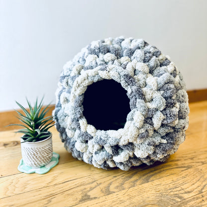 Bernat Blanket Big Crochet Cat Bed Bernat Blanket Big Crochet Cat Bed