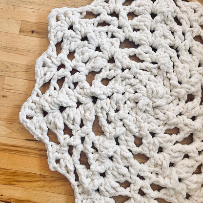 Bernat Blanket Big Crochet Doily Throw Bernat Blanket Big Crochet Doily Throw