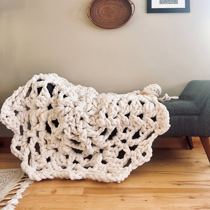 Bernat Blanket Big Crochet Doily Throw Bernat Blanket Big Crochet Doily Throw