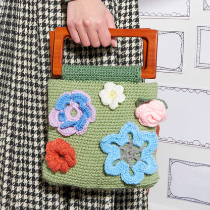 Red Heart Crochet Garden Party Bag Crochet Bag made in Red Heart Super Saver Kits","Super Saver Yarn