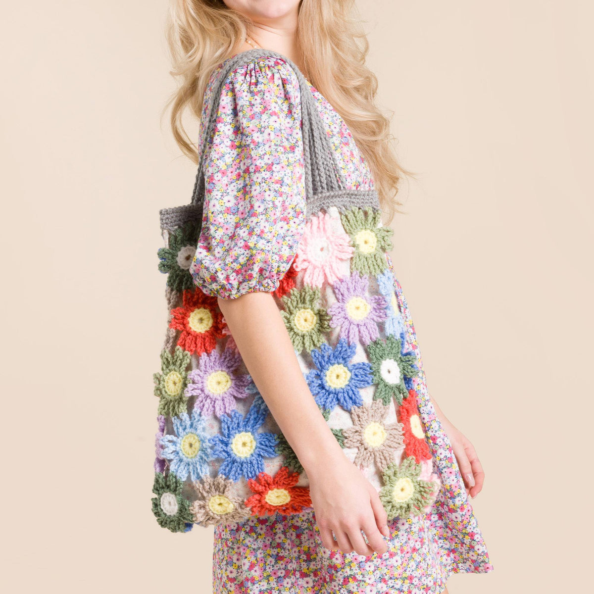 Crochet Bag made in Red Heart Super Saver 5g Kits Yarn