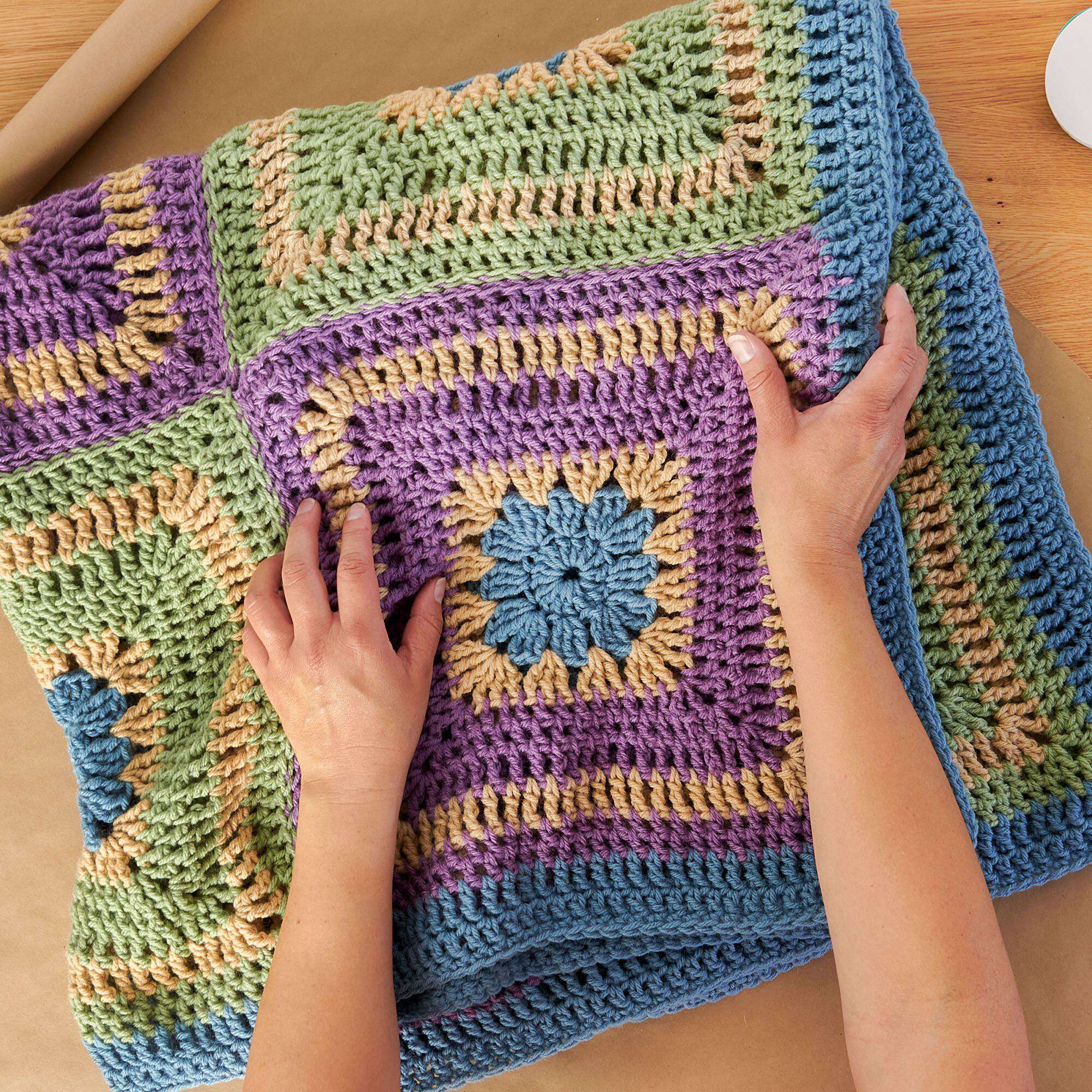 Free Easy Red Heart Speedy Granny Throw Crochet Pattern