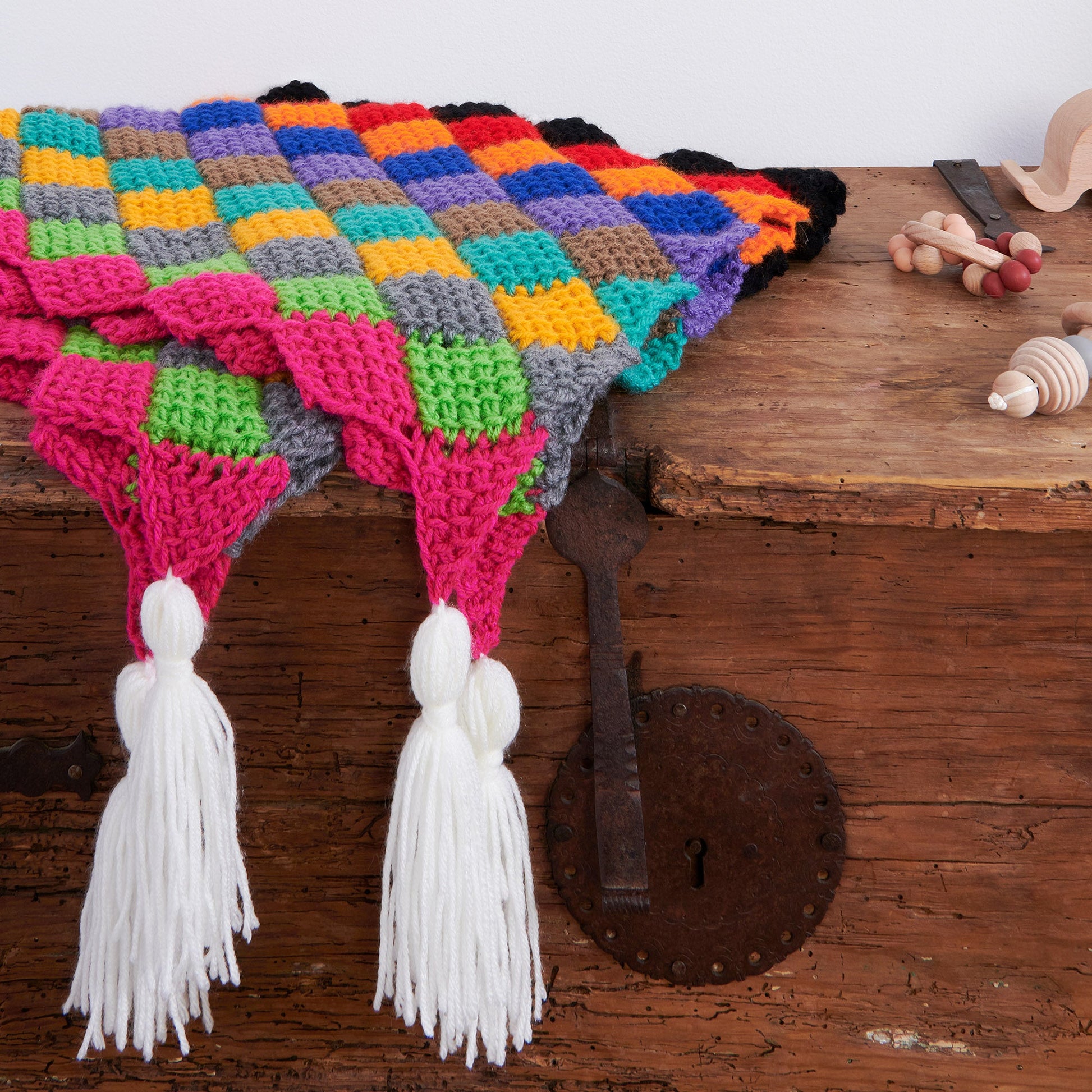 Free Red Heart Tunisian Entrelac Crochet Baby Blanket - 50g Pattern