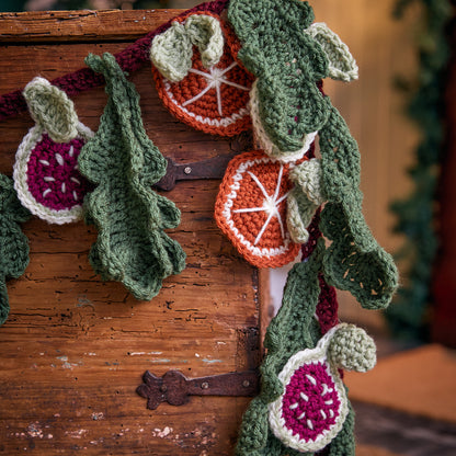 Red Heart Festive Abundance Crochet Garland Red Heart Festive Abundance Crochet Garland