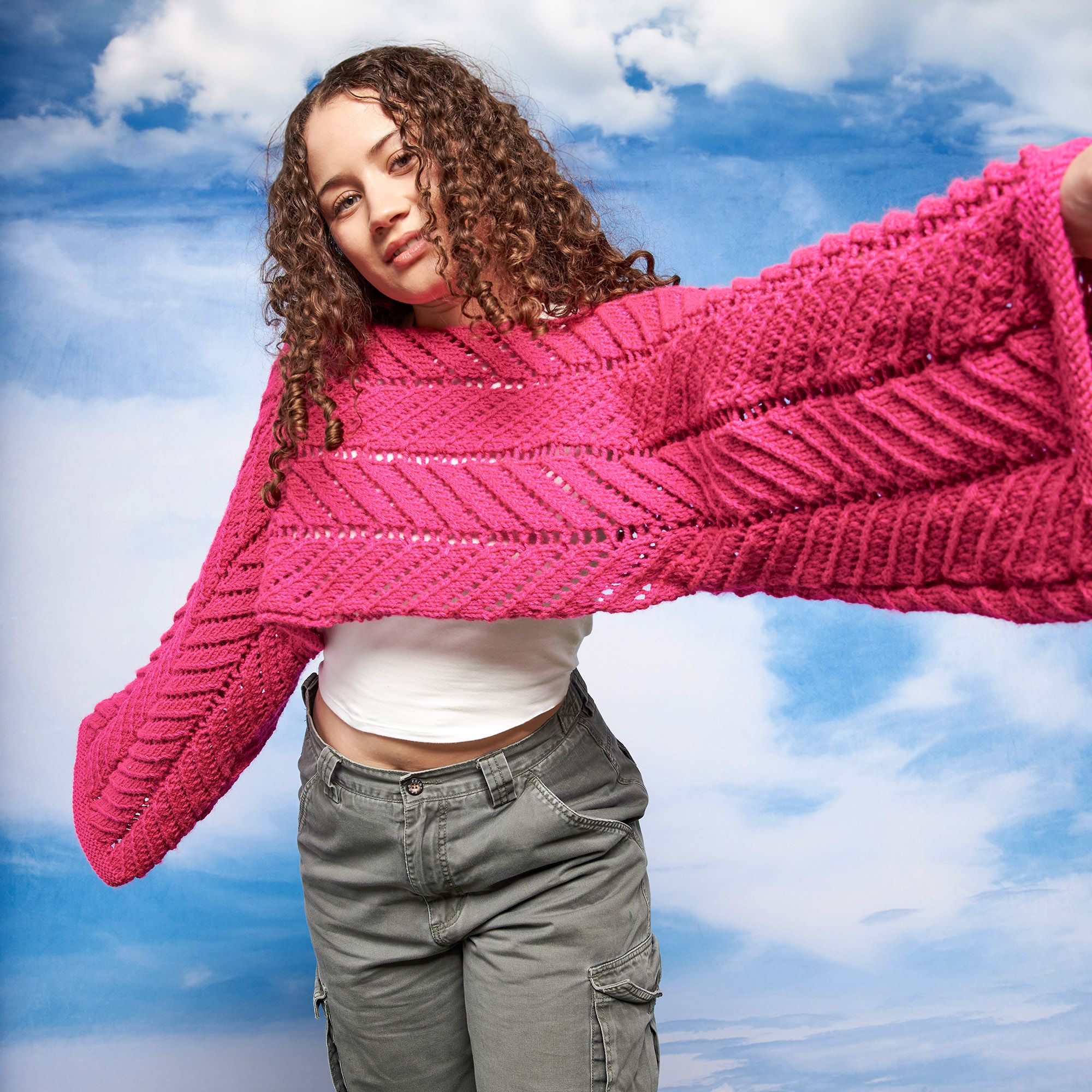 いちごさん専用Roundhem Heavy knit Crochet Kit - My Favorite Simple Cozy Shrug – Lion Brand Yarn