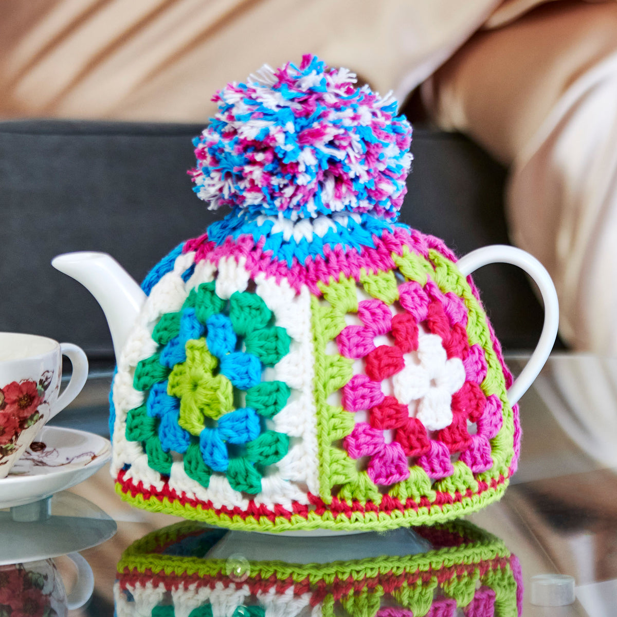 Crochet Teapot Cover made in Lily Super Size Yarn