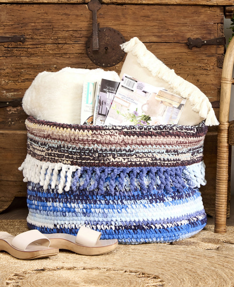 Beautiful crochet basket made with blanket yarn, featured in the Destash Pattern Collection banner.