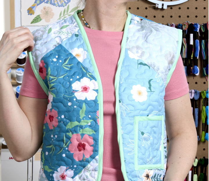 Learn to create your own cozy, quilted vest blog banner.