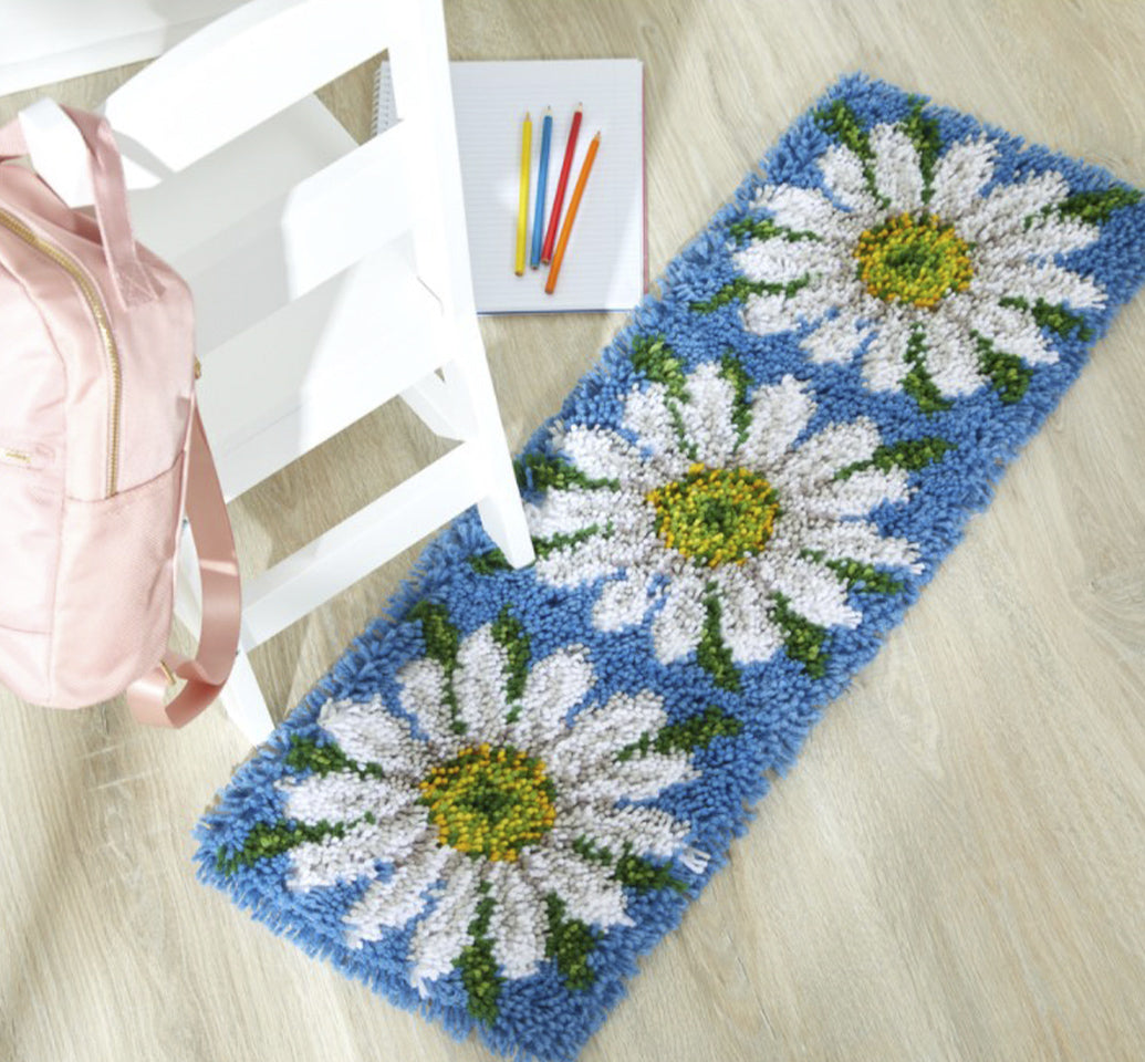daisy kit used for three panel rug