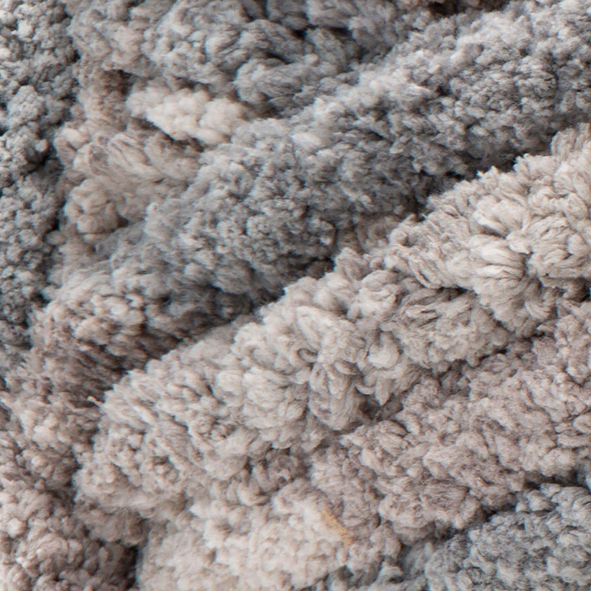 Bernat Blanket Extra Thick Clay Yarn - 1 Pack of 600g/21oz - Polyester - 7  Jumbo - Knitting, Crocheting, Crafts & Amigurumi, Chunky Chenille Yarn