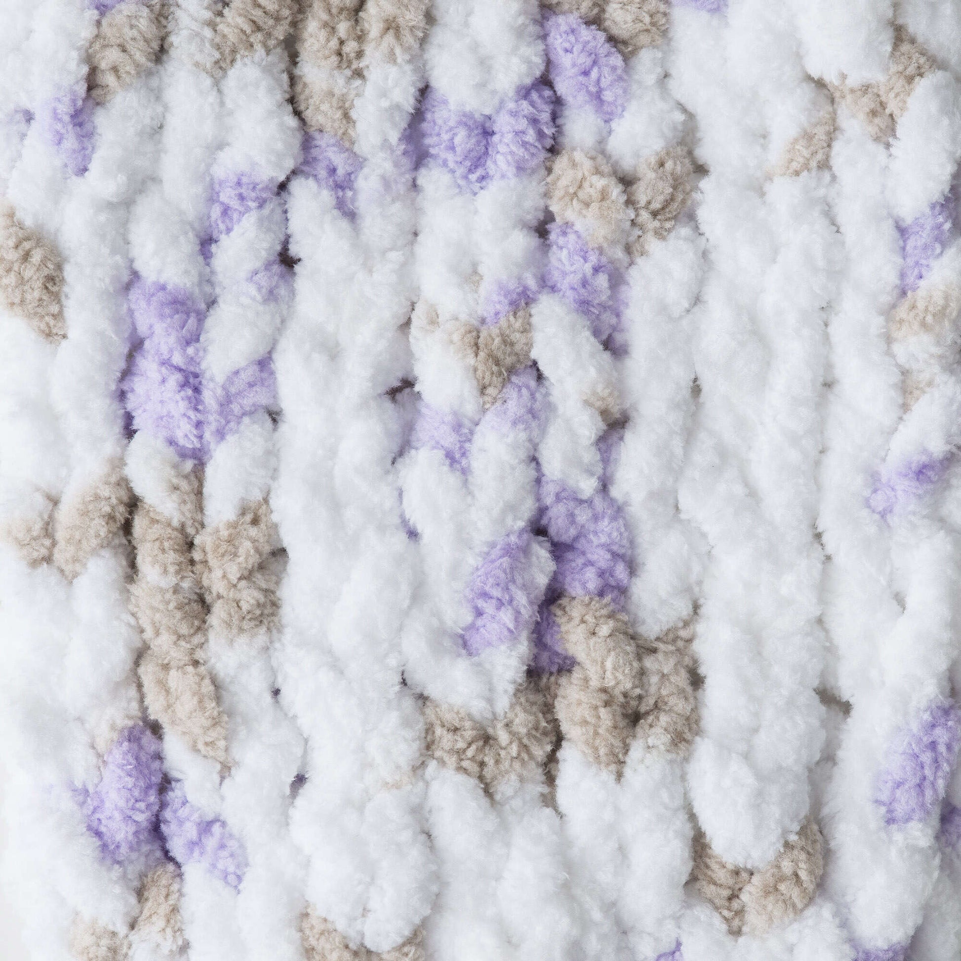 Bernat Baby Blanket Yarn (300g/10.5oz) Little Lilac Dove Print