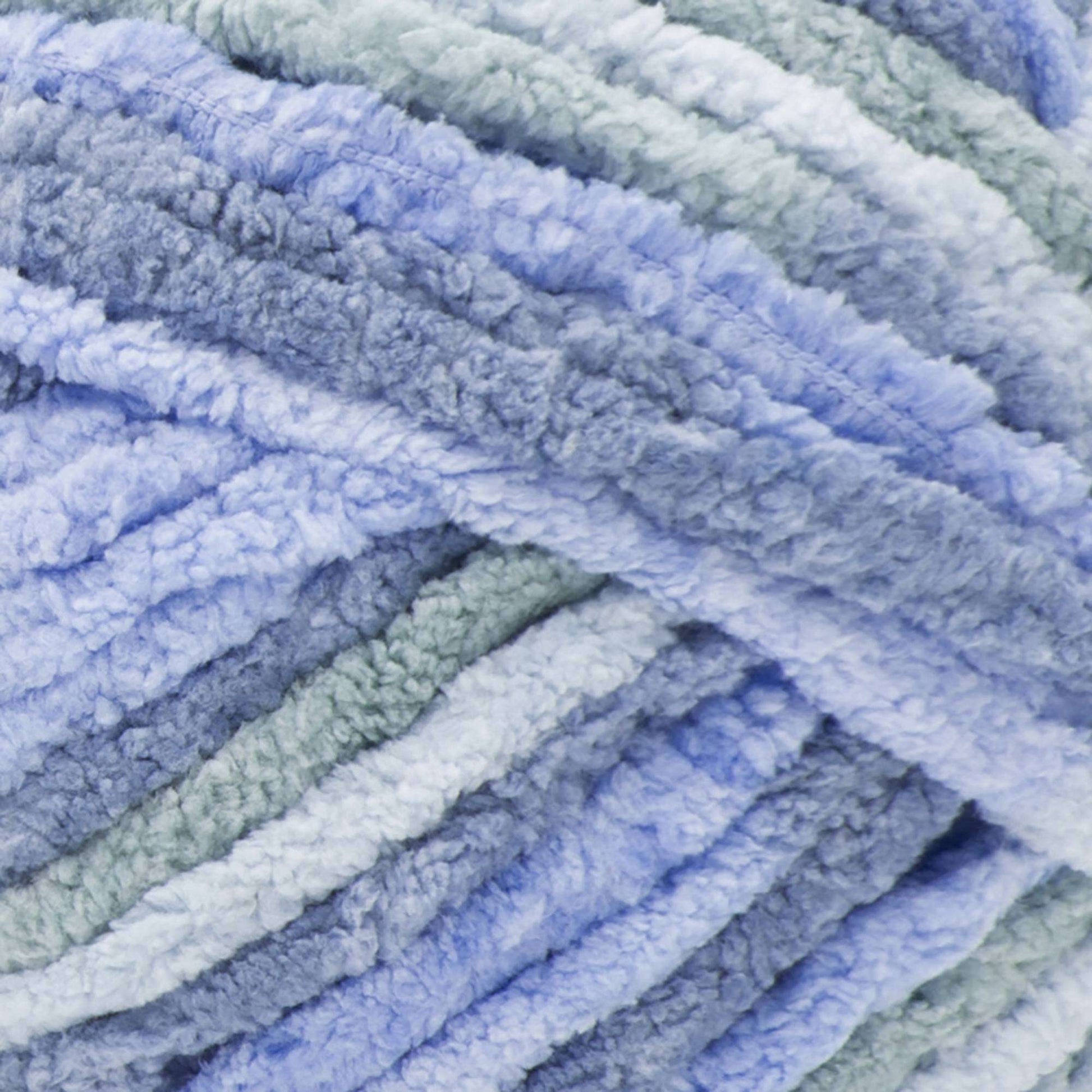 Bernat Baby Blanket Yarn (300g/10.5oz) Lovely Blue