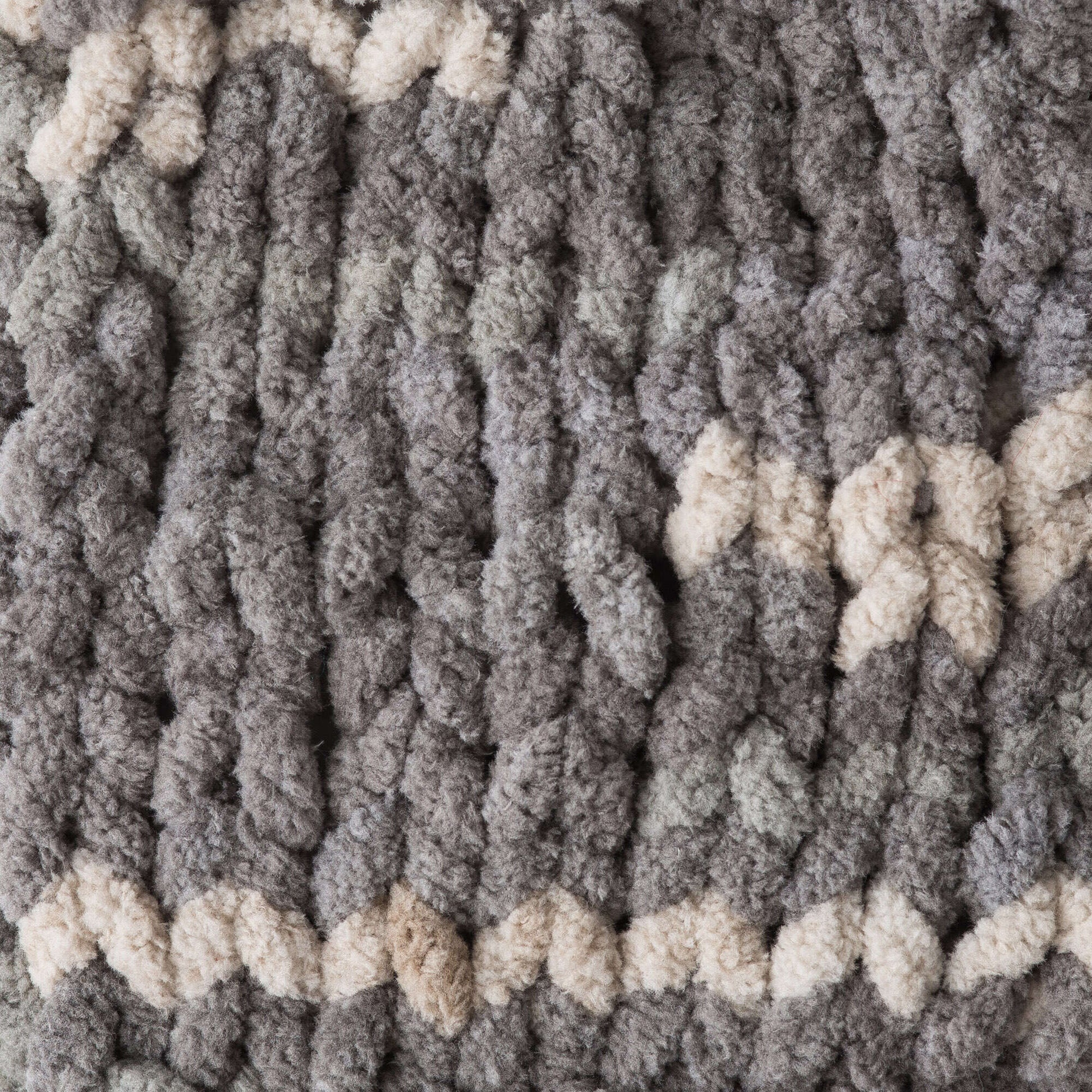 Bernat Blanket Bigger Yarn (600gr/21.2oz) in Sage | Size: 600g/21.2oz | by Yarnspirations