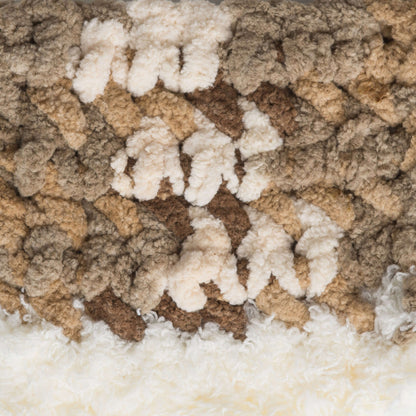 Bernat Home Bundle Yarn - Discontinued Shades Cream/Taupe