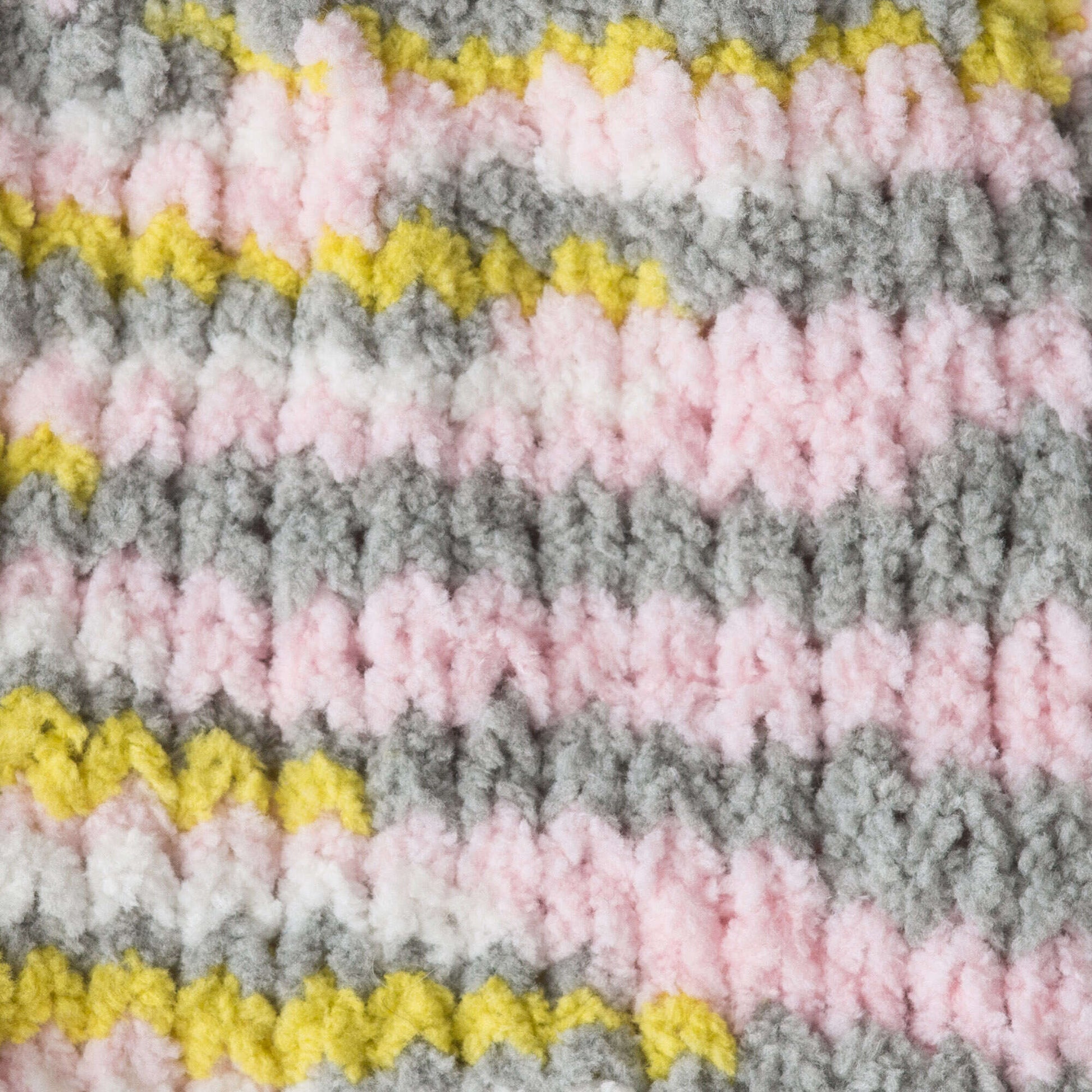 Bernat Baby Blanket Tiny Yarn - Discontinued Shades Spring Lamb