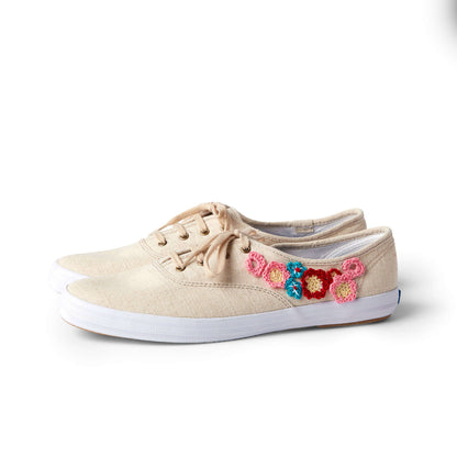 Aunt Lydia's Crochet Bloomin' Shoe Appliques Crochet Appliqué made in Aunt Lydia's Classic Crochet Thread yarn