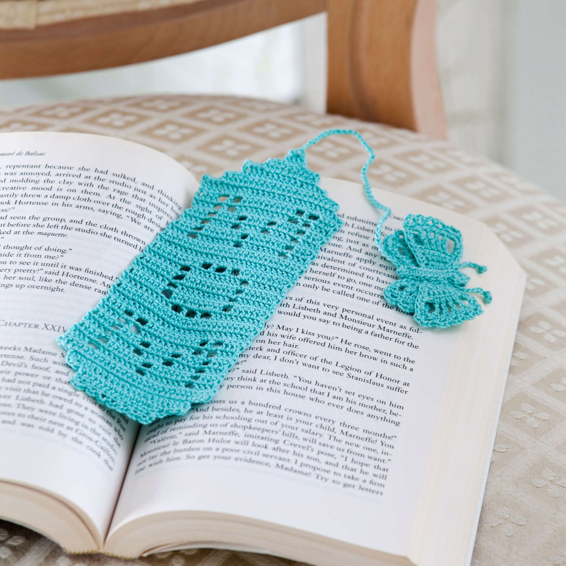 Aunt Lydia's Bookmark for Mom Crochet Accessory made in Aunt Lydia's Classic Crochet Thread yarn