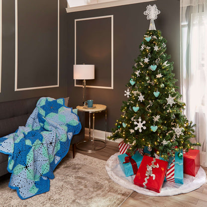 Aunt Lydia's Crochet Delicate Snowflake Ornament Crochet Interior Décor made in Aunt Lydia's Classic Crochet Thread yarn