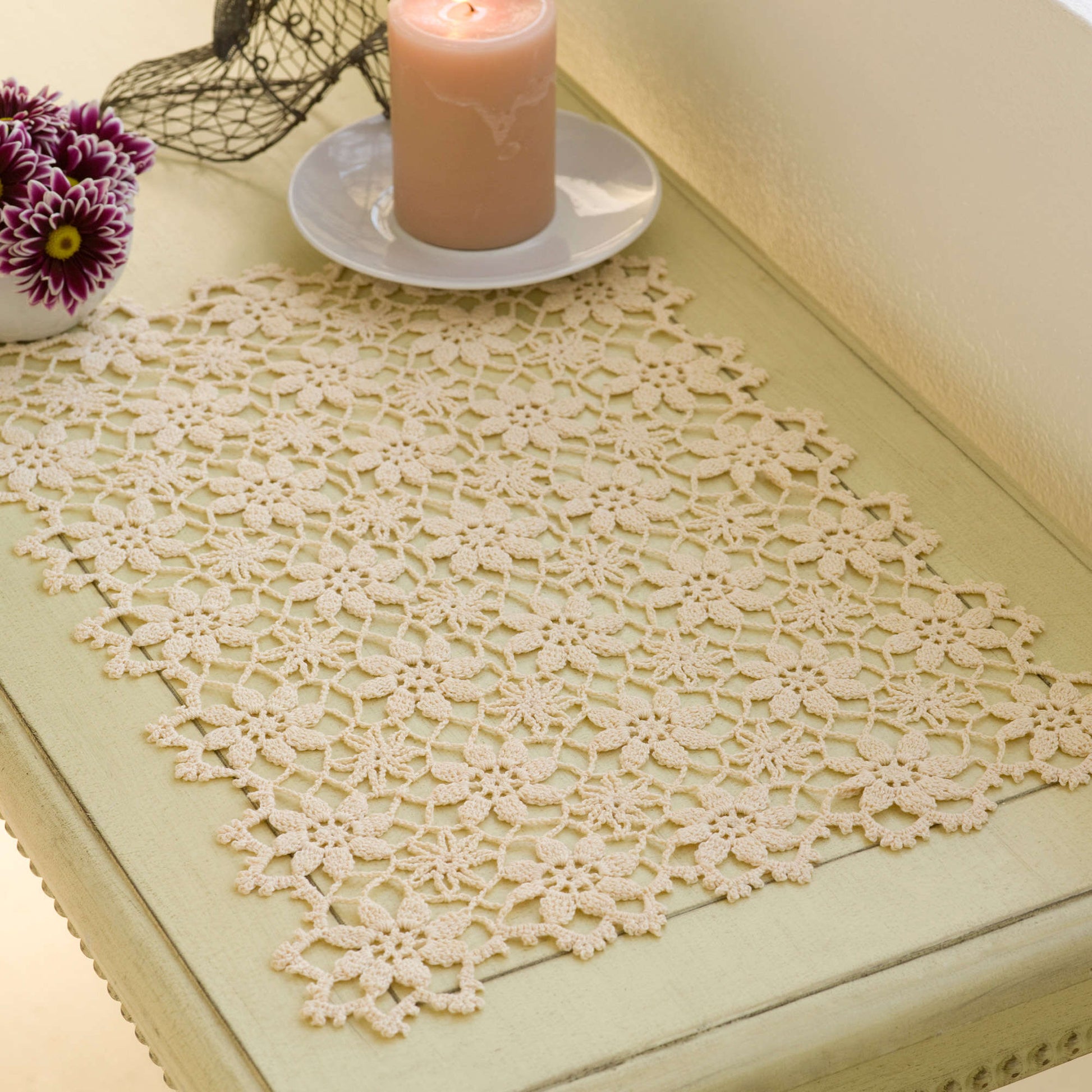 Free Aunt Lydia's Apple Blossom Placemat Pattern