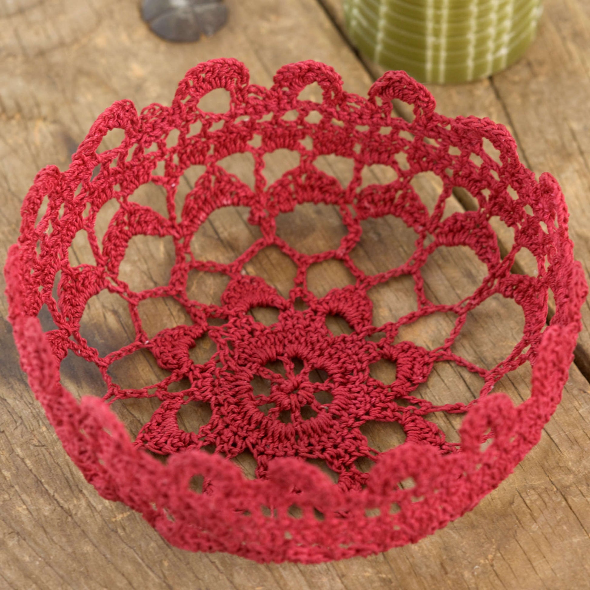 Free Aunt Lydia's Filigree Bowl Crochet Pattern
