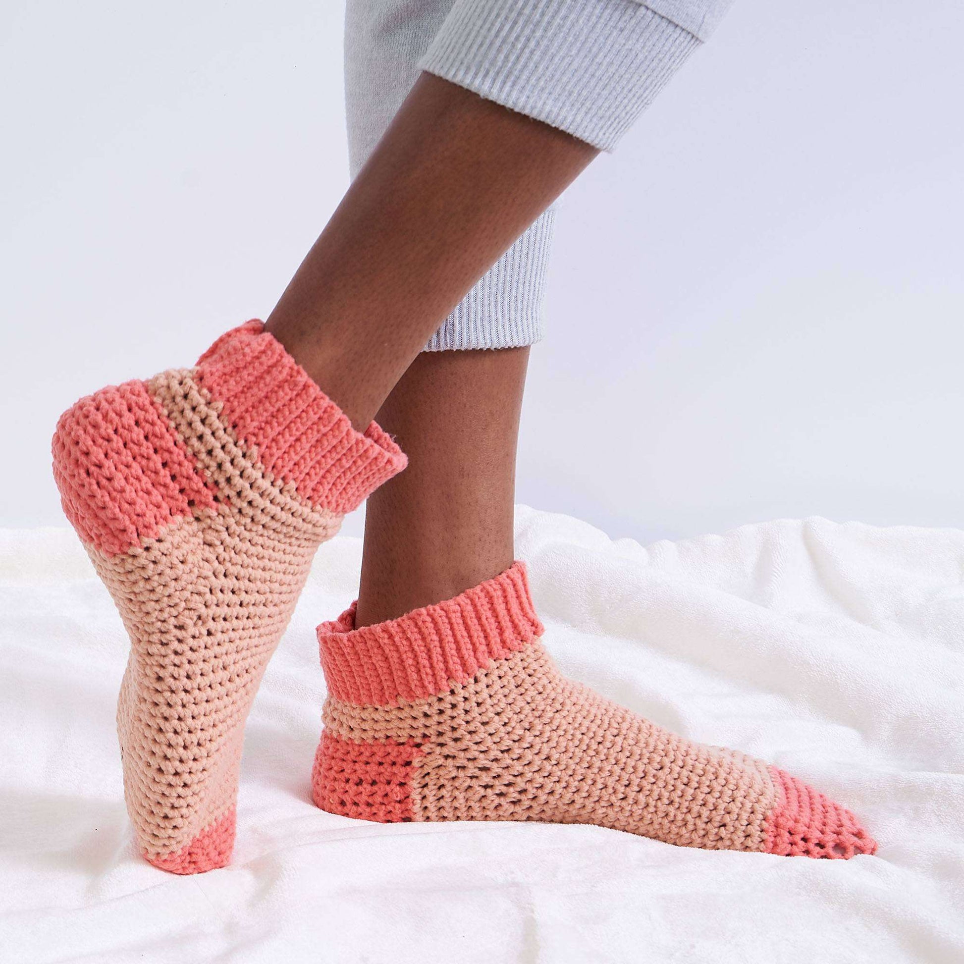 Free Bernat Crochet Contrast Reading Socks Pattern