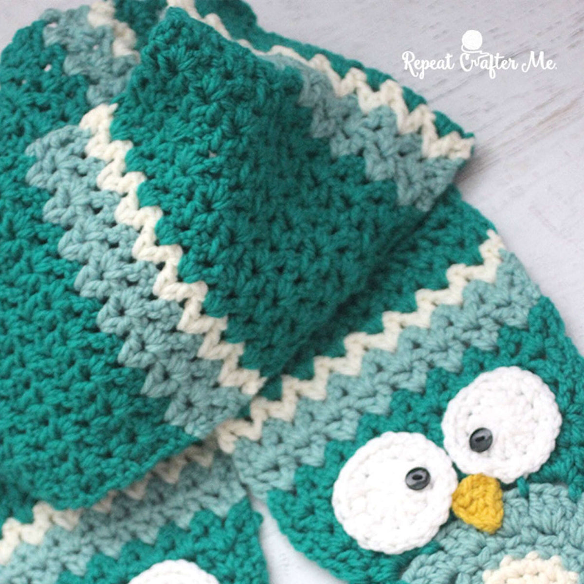 Crochet Scarf made in Bernat Softee Chunky yarn