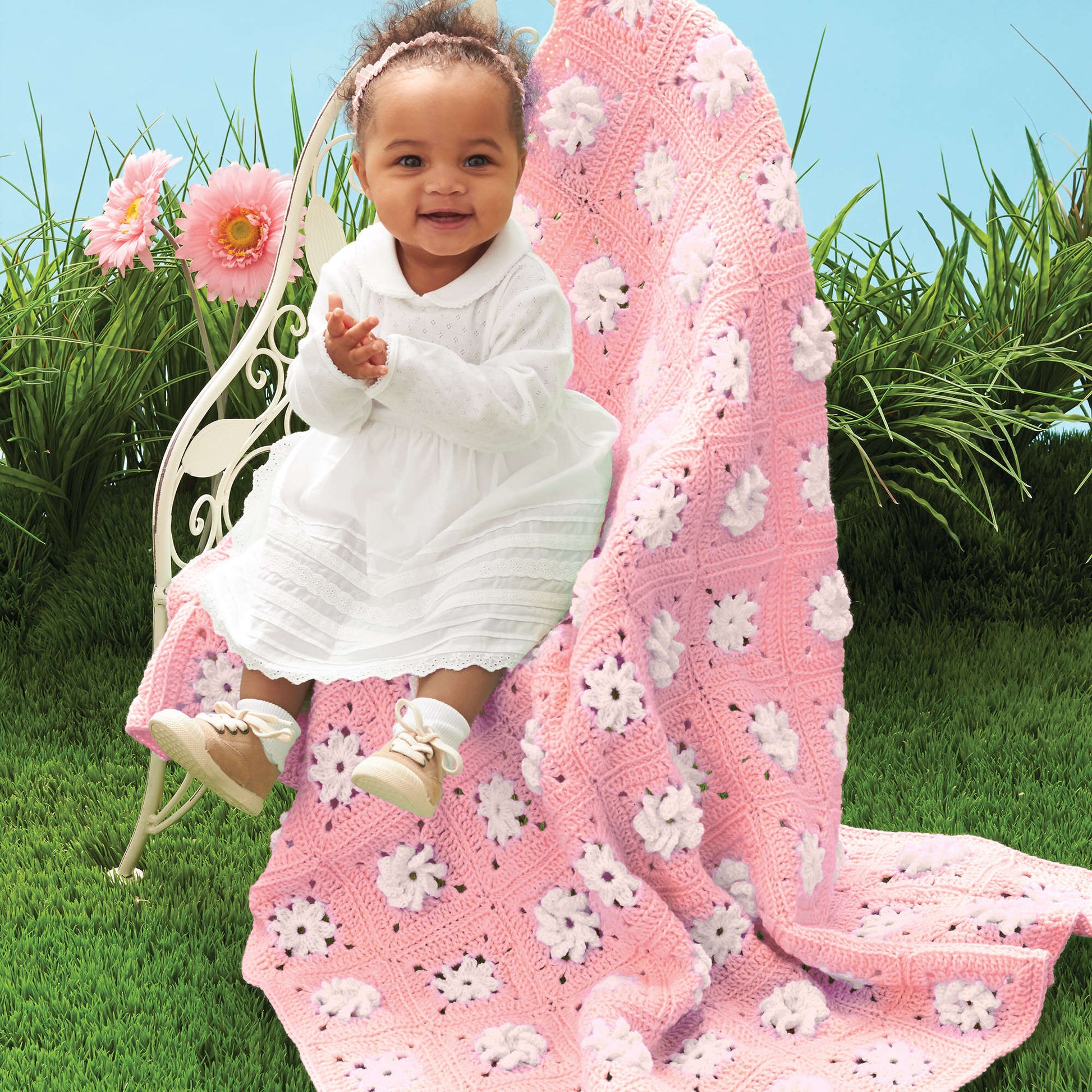 Free Bernat Field Of Flowers Crochet Baby Blanket Pattern