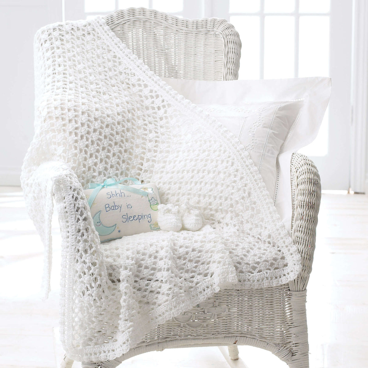 Crochet Blanket made in Bernat Softee Baby yarn