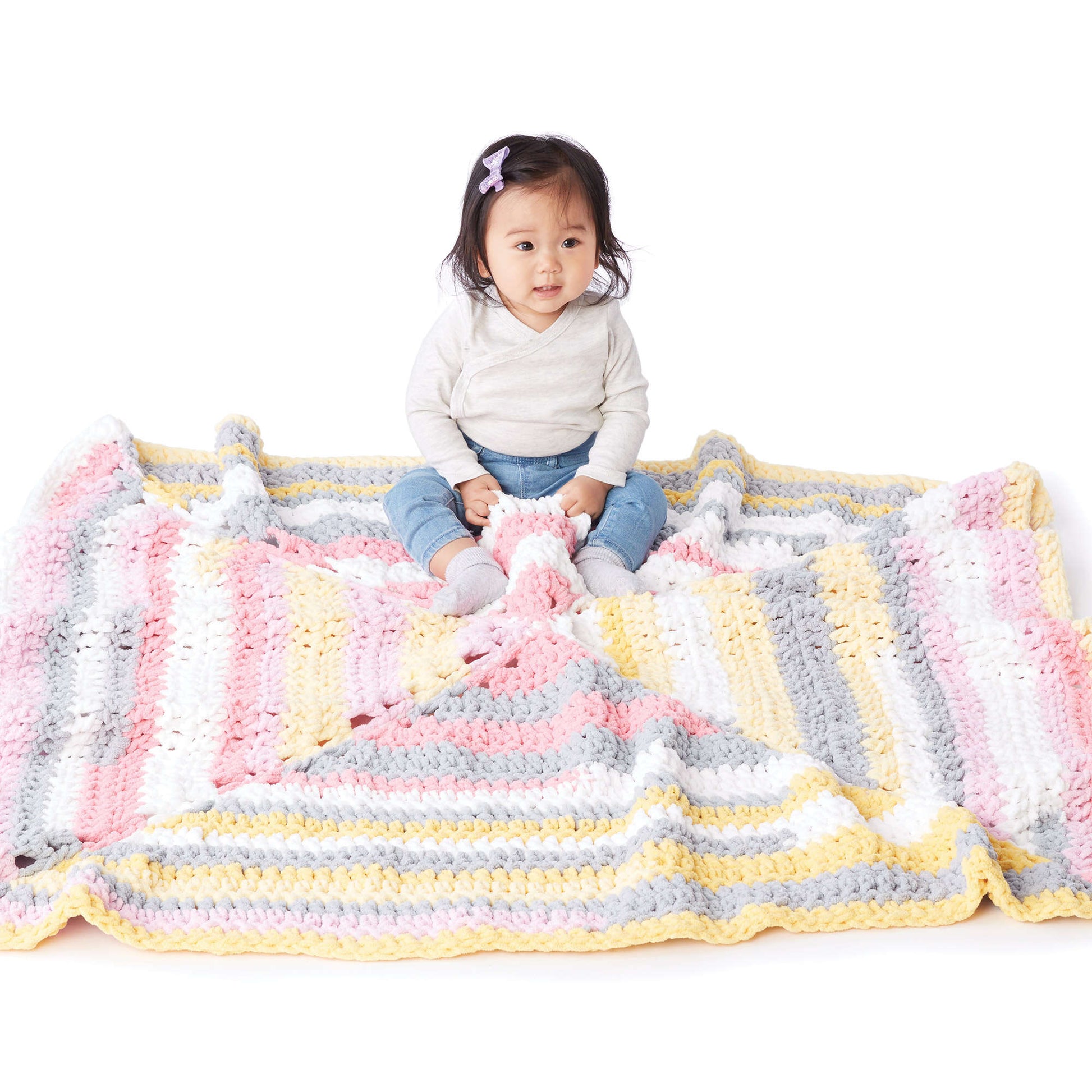 Free Bernat Radiating Crochet Baby Blanket Pattern