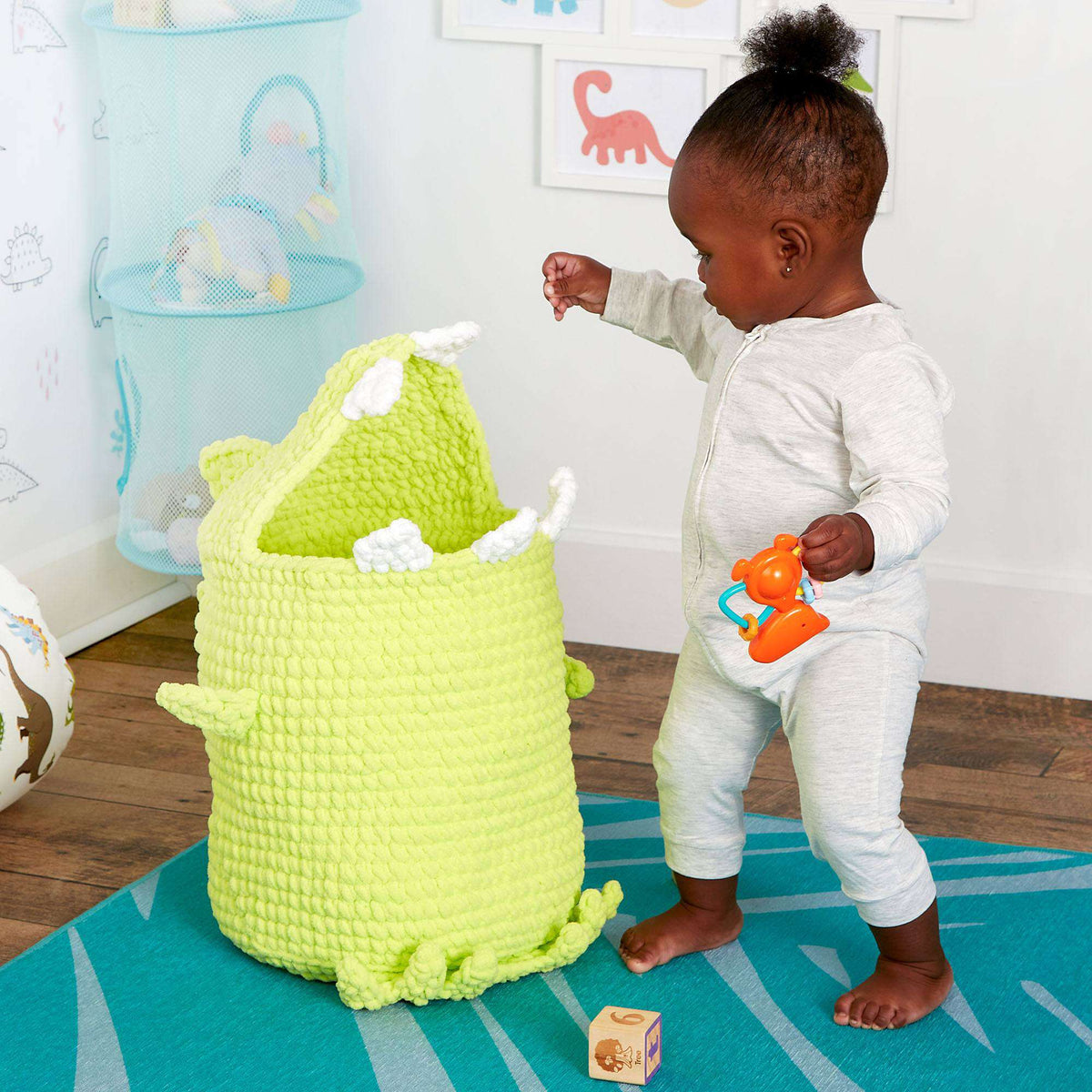 Crochet Basket made in Bernat Baby Blanket yarn