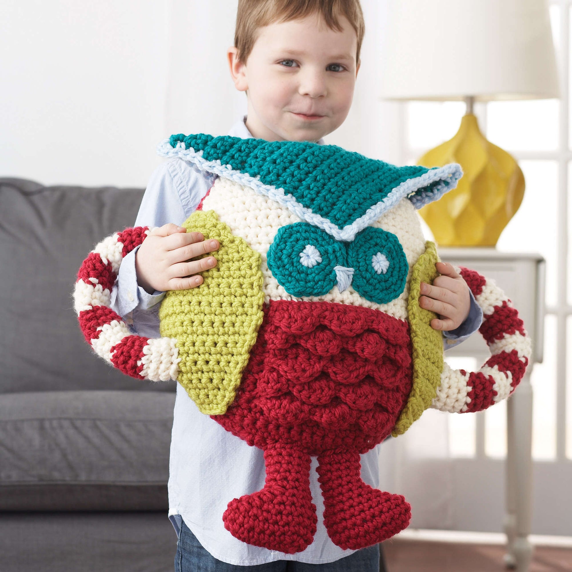 Free Bernat Huggable Owl Pillow Crochet Pattern