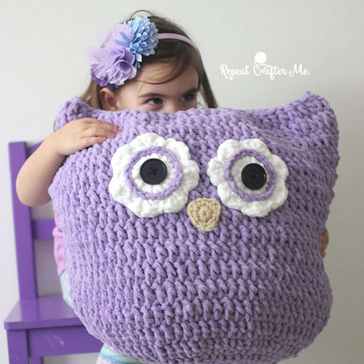 Crochet Pillow made in Bernat Super Value yarn