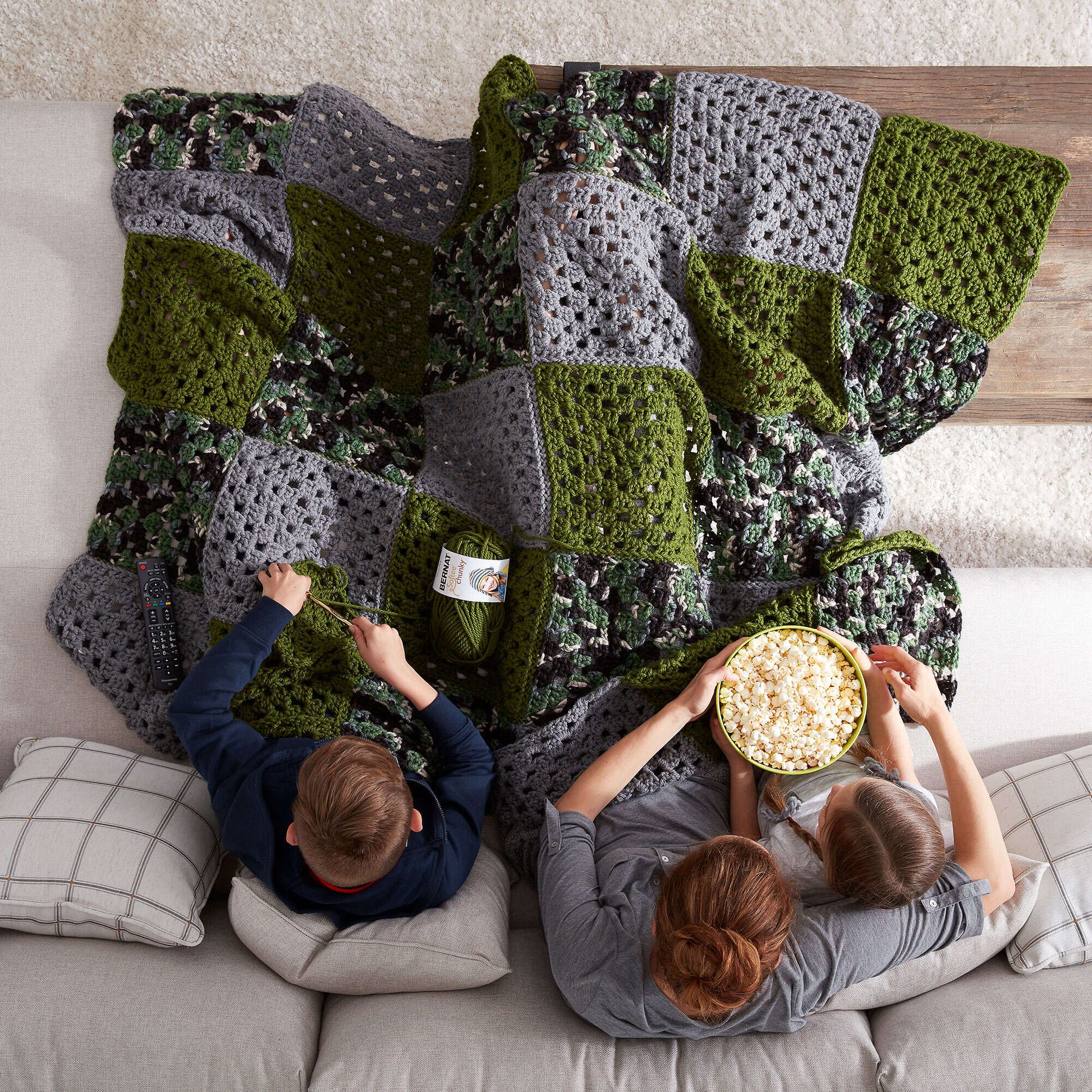 Free Bernat How To Crochet A Blanket Pattern