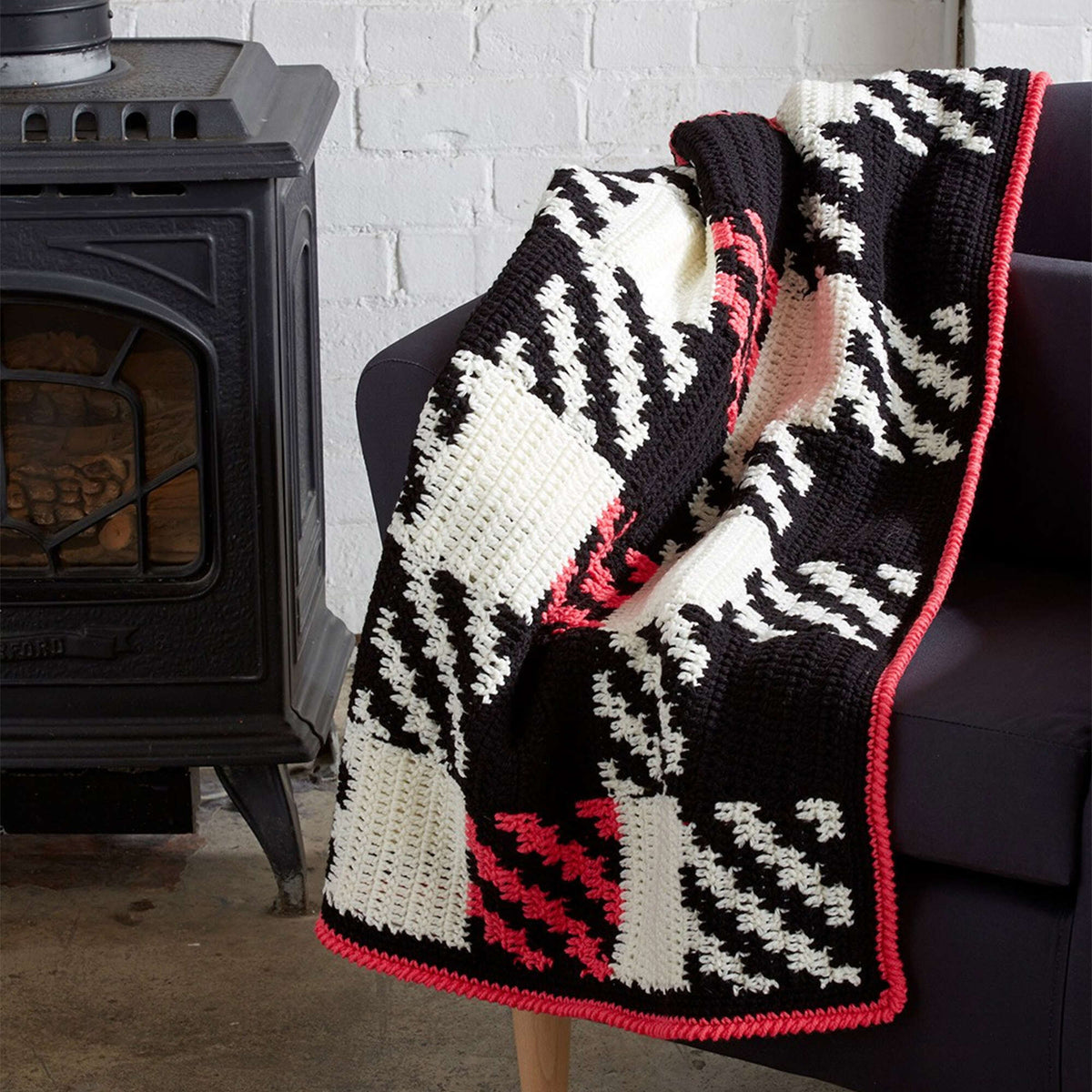 Crochet Blanket made in Bernat Super Value yarn