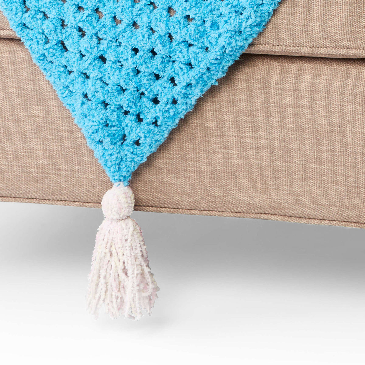 Crochet Blanket made in Bernat Blanket Breezy yarn