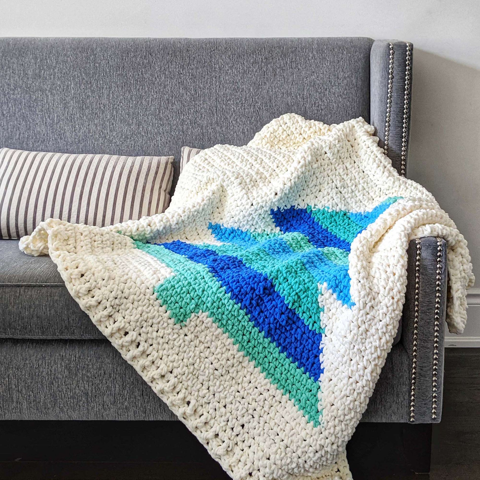 Free Bernat Cozy Crochet Tree Blanket Pattern