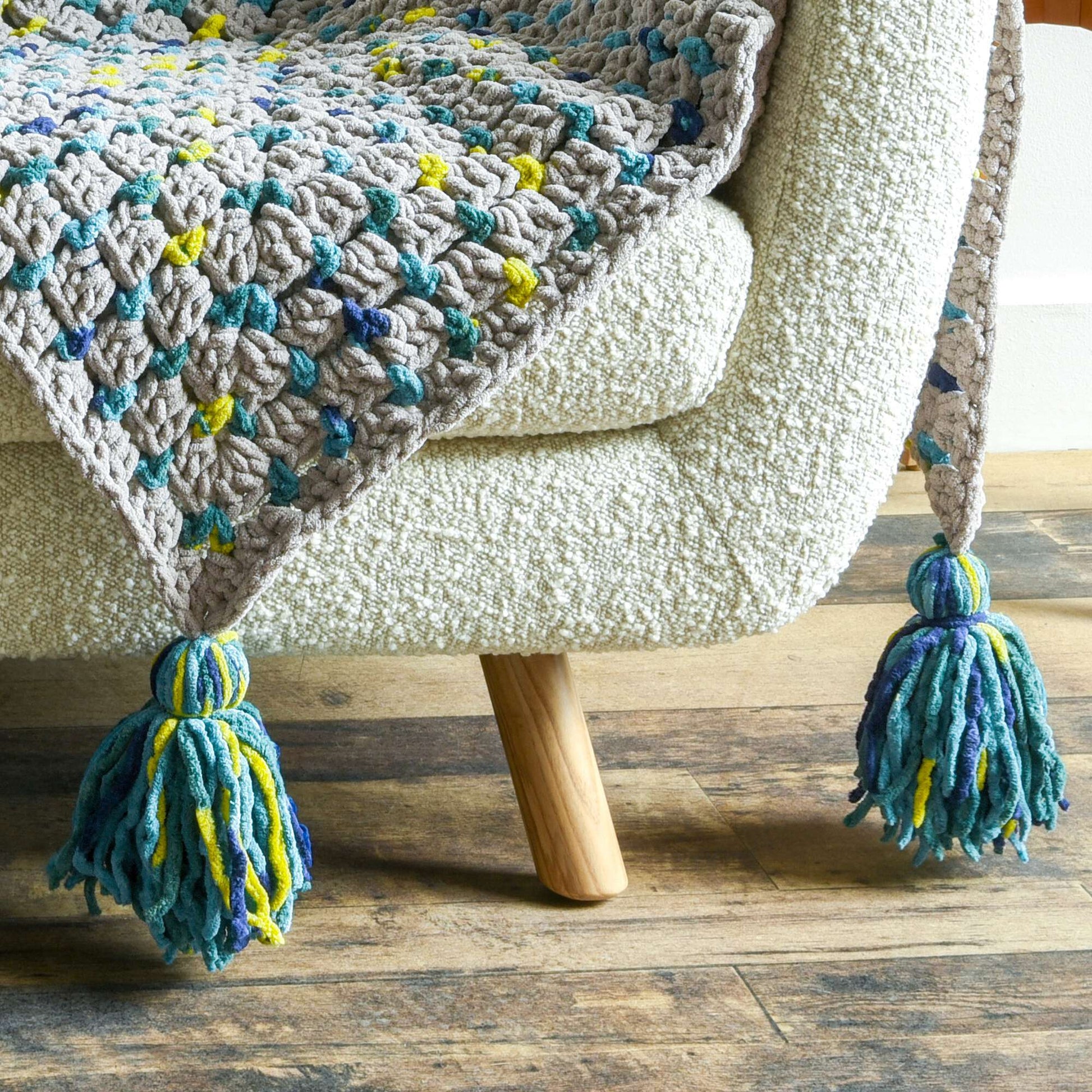 Free Bernat Crochet Square Flair Blanket Pattern