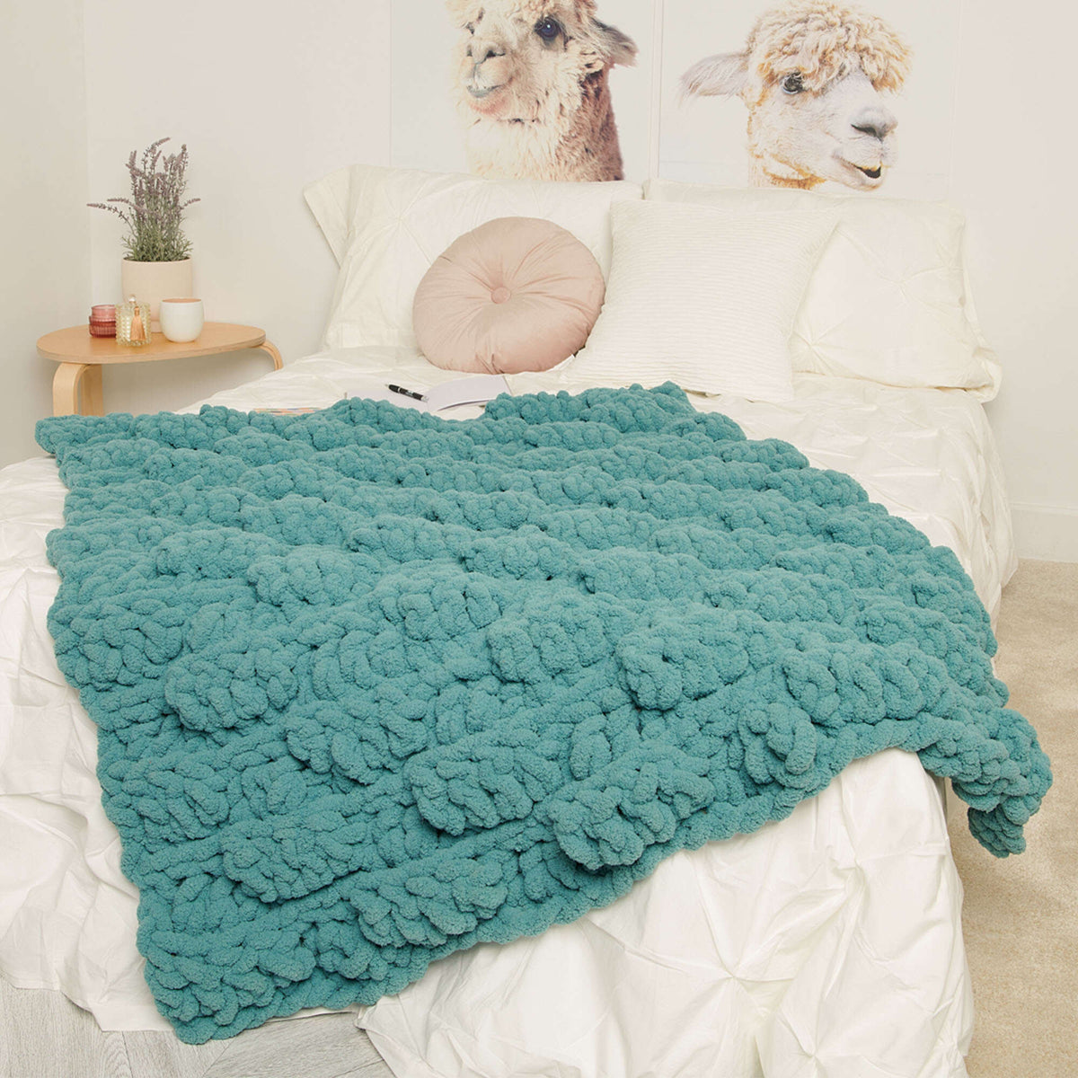 Crochet Blanket made in Bernat Blanket Extra Thick yarn