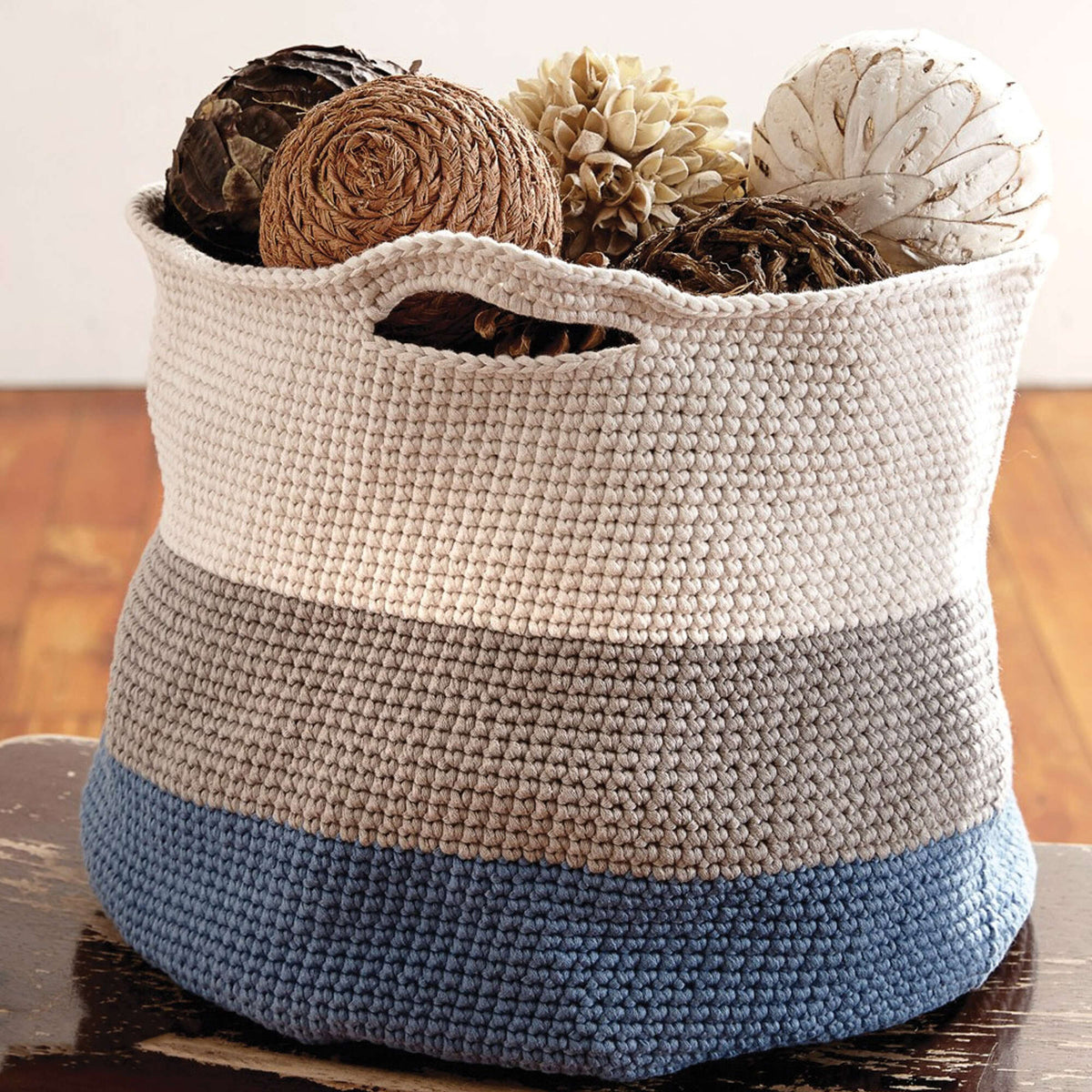 Crochet Basket made in Bernat Maker Home Dec yarn