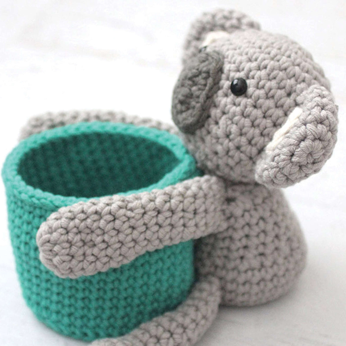 Crochet Basket made in Bernat Beyond yarn