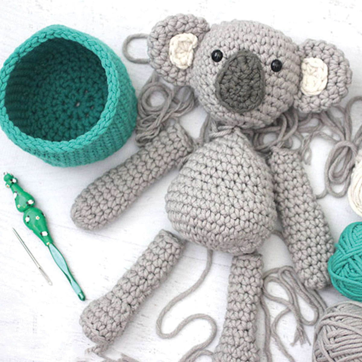 Crochet Basket made in Bernat Beyond yarn