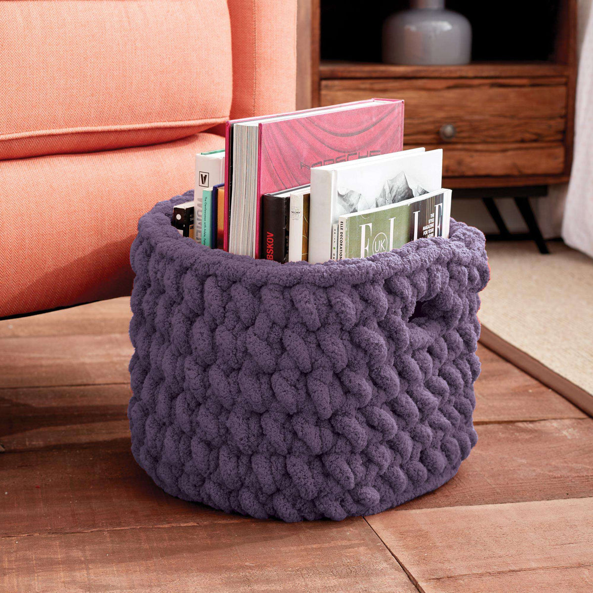 Crochet Basket made in Bernat Blanket Big yarn