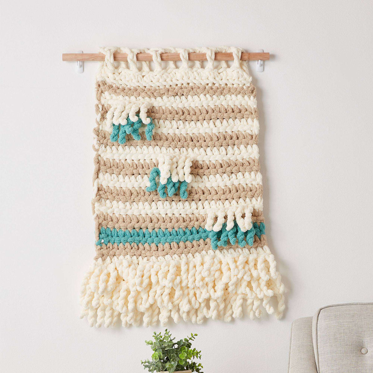 Crochet Wall Hanging made in Bernat Blanket Extra yarn