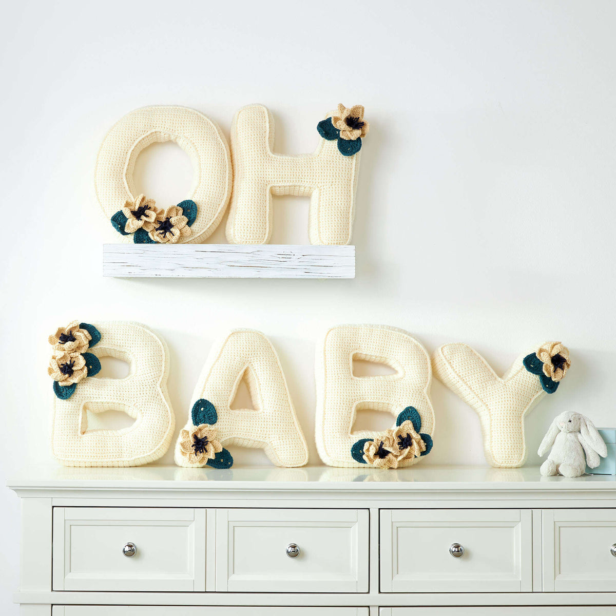 Crochet Pillow made in Bernat Super Value yarn