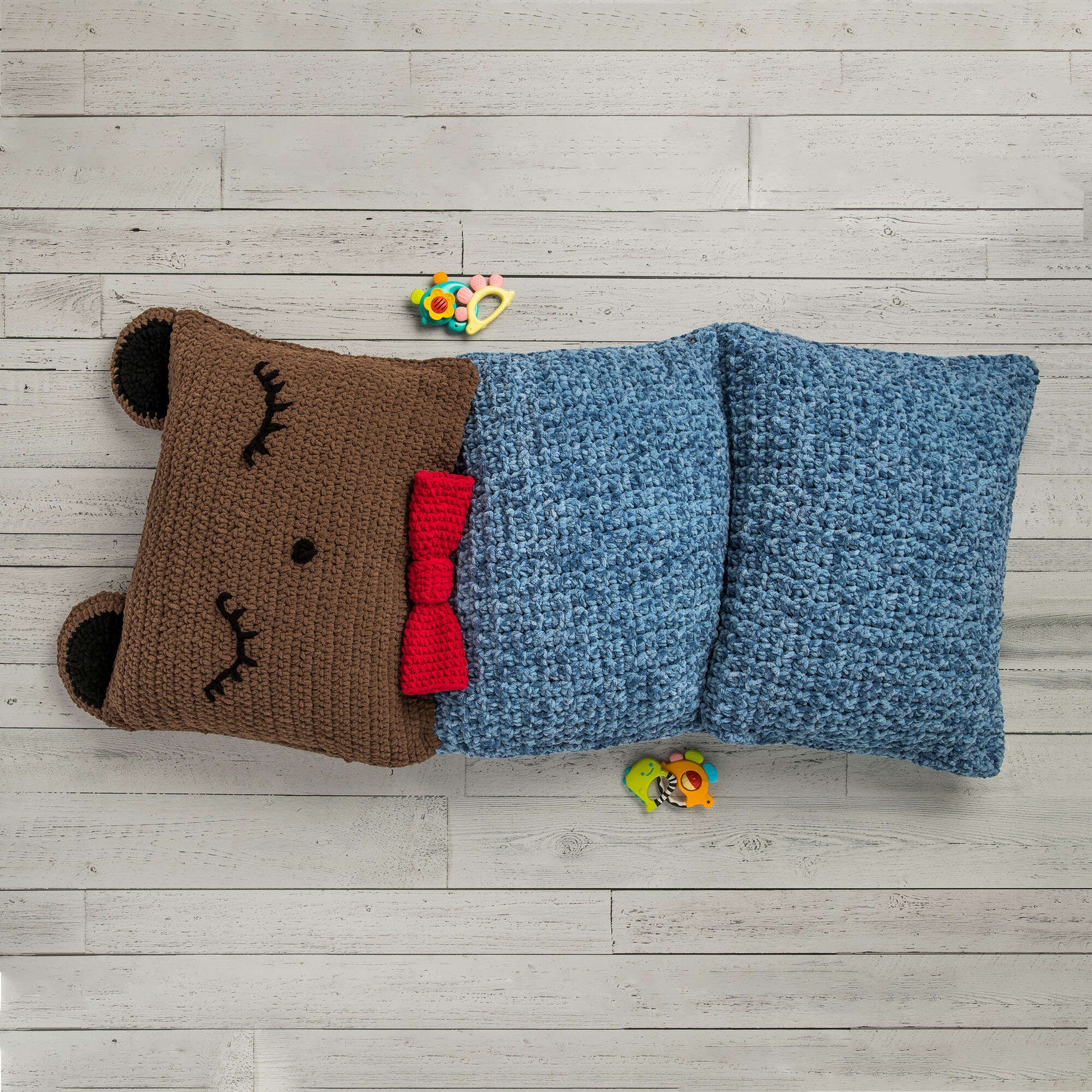 Free Bernat Bear-y Comfy Crochet Floor Pillow Pattern