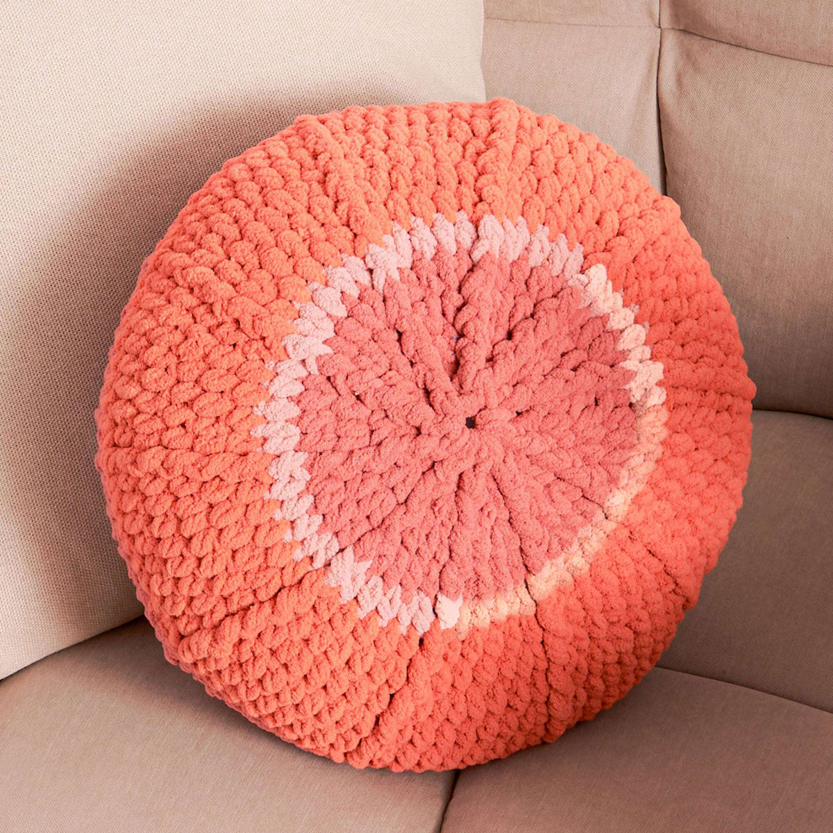 Crochet Pillow made in Bernat Blanket O'Go yarn