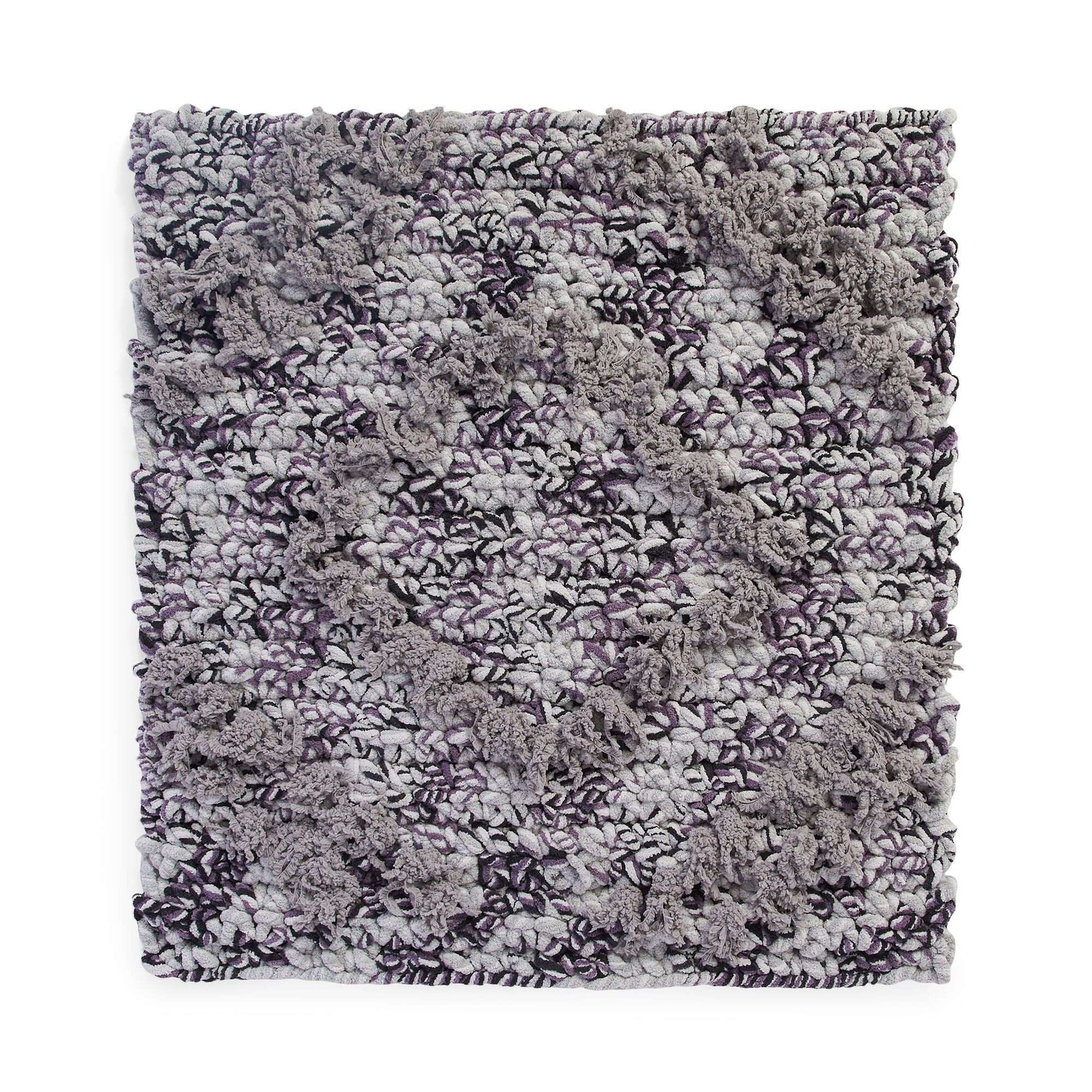 Free Bernat On The Fringe Diamond Crochet Rug Pattern